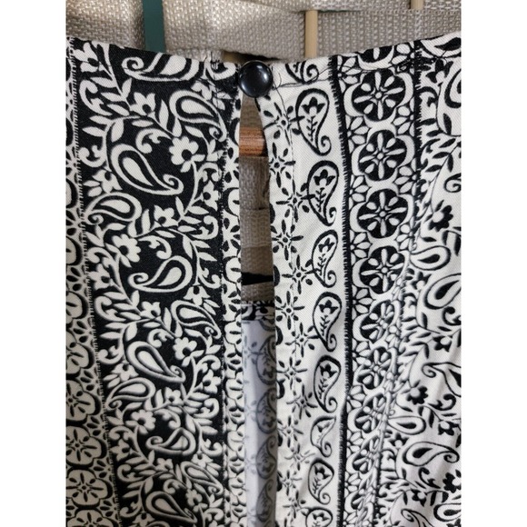 Torrid Plus Size 2 Black White Maxi Double Slit Boho Floral Sleeveless‎ Dress - Picture 5 of 6